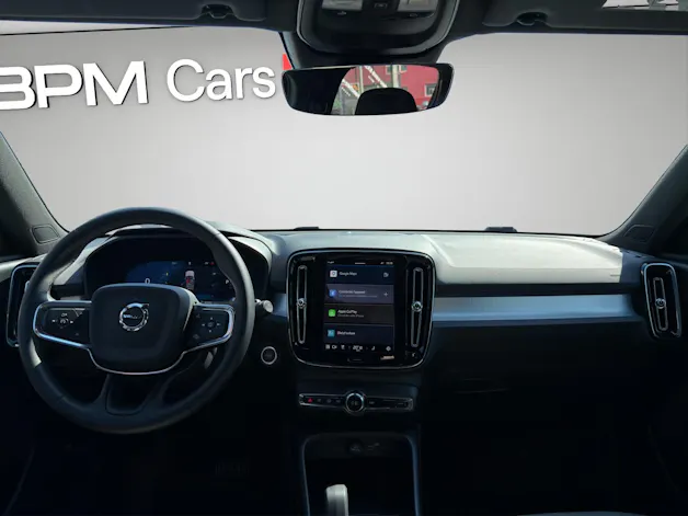 Volvo XC40 2.0 B3 MH Plus Dark