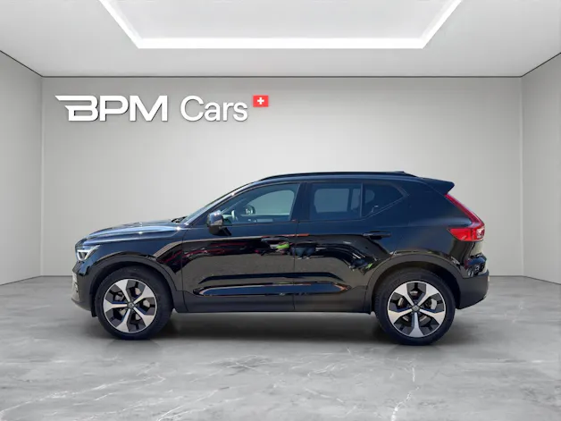 Volvo XC40 2.0 B3 MH Plus Dark