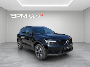 VOLVO XC40 2.0 B3 MH Plus Dark