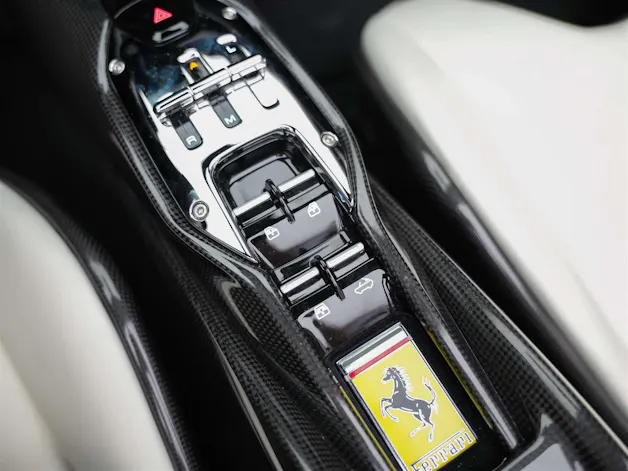 FERRARI SF90 Spider *Assetto Fiorano* Viola Hong Kong*Full Spec*Novitec*