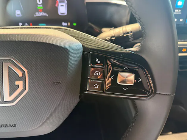MG 3 1.5 Hybrid Luxury Aut.