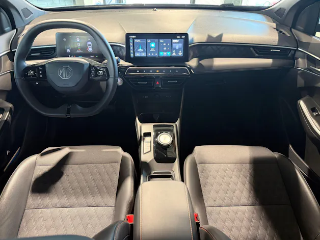MG 3 1.5 Hybrid Luxury Aut.