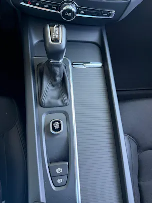VOLVO V60 T6 AWD Momentum Geartronic