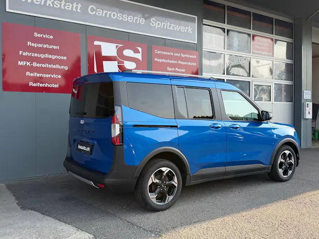 Ford Tourneo Courier 1.0 EcoBoost Active Automat