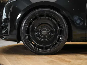 Land Rover Range Rover Sport 3.0 I6 300 SE Dynamic *24" Felgen*Panorama*Sitzlüftung*Head-Up*360° Kamera*