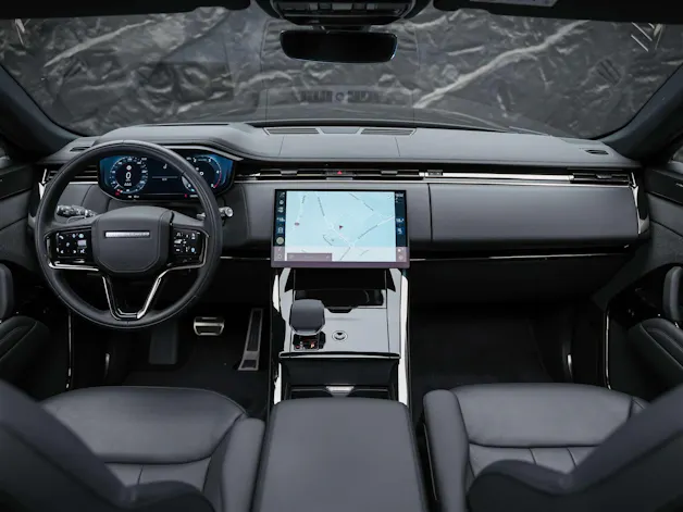 Land Rover Range Rover Sport 3.0 I6 300 SE Dynamic *24" Felgen*Panorama*Sitzlüftung*Head-Up*360° Kamera*