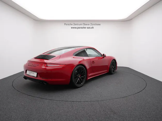 Porsche 911 Carrera 4 GTS