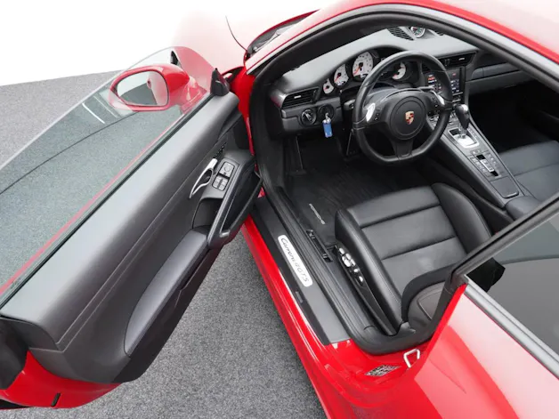 Porsche 911 Carrera 4 GTS