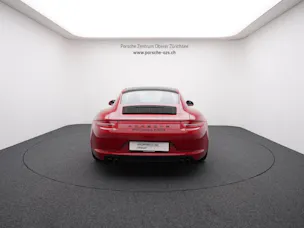 PORSCHE 911 Carrera 4 GTS