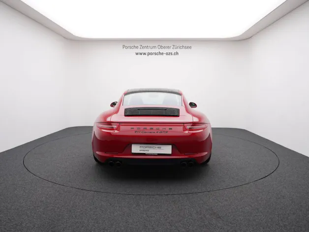 Porsche 911 Carrera 4 GTS