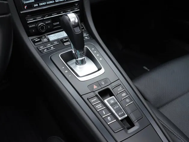 Porsche 911 Carrera 4 GTS