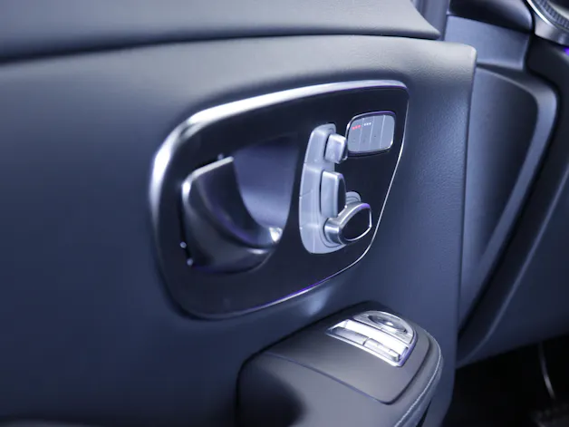MERCEDES-BENZ V 300 d Swiss Ed. lang 4matic Van