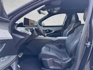 Peugeot 3008 1.2 Hybrid GT 145