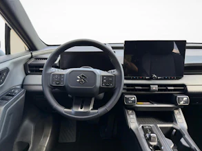 https://vehicle.imgix.net/4418175/c7b42a00-e771-4a7f-8c92-5c198e1f2a74.jpg
