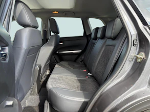 https://vehicle.imgix.net/4418176/2d27be0c-5ae1-42a4-8b36-92f788138fab.jpg