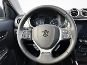 https://vehicle.imgix.net/4418176/c29d7bfc-266c-42d0-af76-87d5a78e921b.jpg
