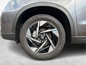 https://vehicle.imgix.net/4418176/cfa0c197-78ce-4dda-b7bb-97ff9ea1f85c.jpg