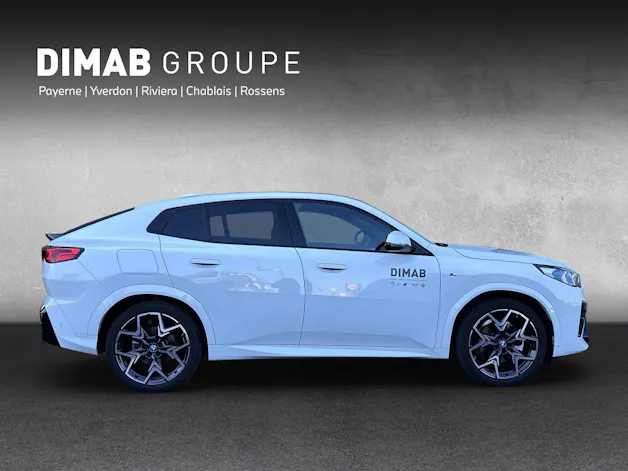 BMW iX2 30 M Sport xDrive U10 (CH) AHK 📍
