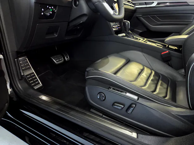 VW Arteon Shooting Brake 2.0 TDI R-Line DSG 4m