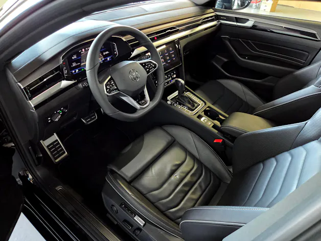 VW Arteon Shooting Brake 2.0 TDI R-Line DSG 4m