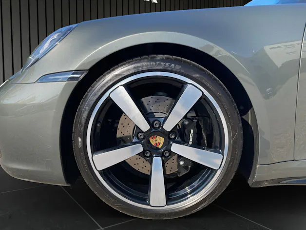 Porsche 911 Carrera 4S