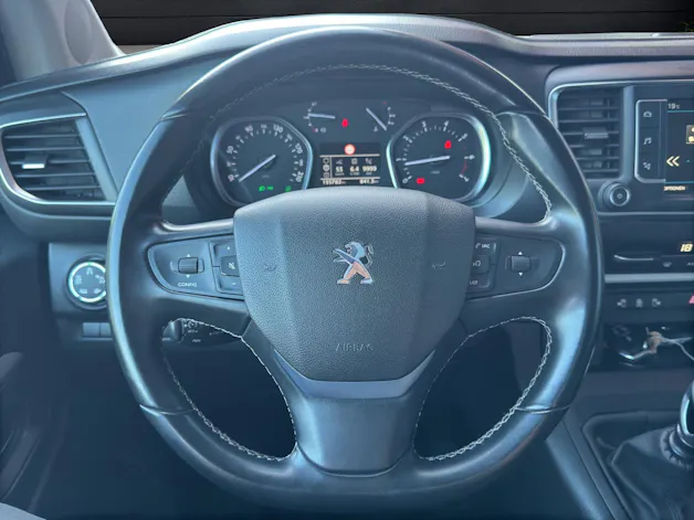 Peugeot Traveller Allure Standard