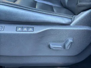 Peugeot Traveller Allure Standard
