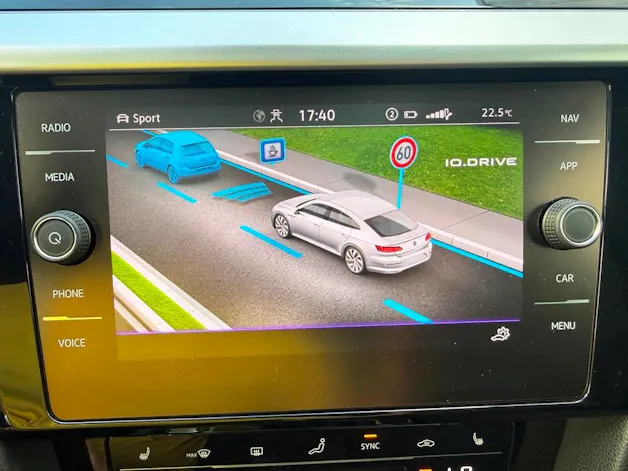 VW Arteon SB 2.0 TSI R 4Motion DSG