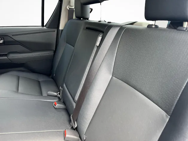 Toyota Hilux Double Cab.-Pick-up 59KWh Style