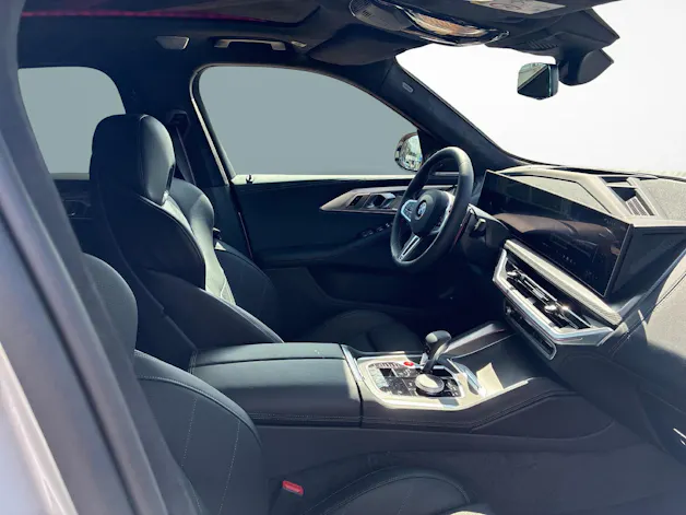 BMW XM 50e Plug-in Hybrid