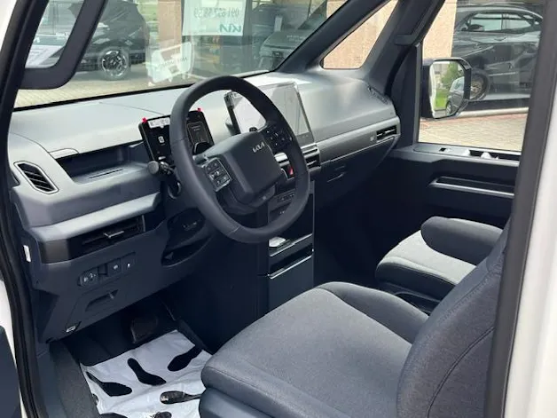 Kia PV5 Cargo 51.5 kWh Plus