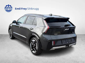 https://vehicle.imgix.net/4418281/080cc8e9-7e8e-44b7-a90c-625c5cd016b5.jpg
