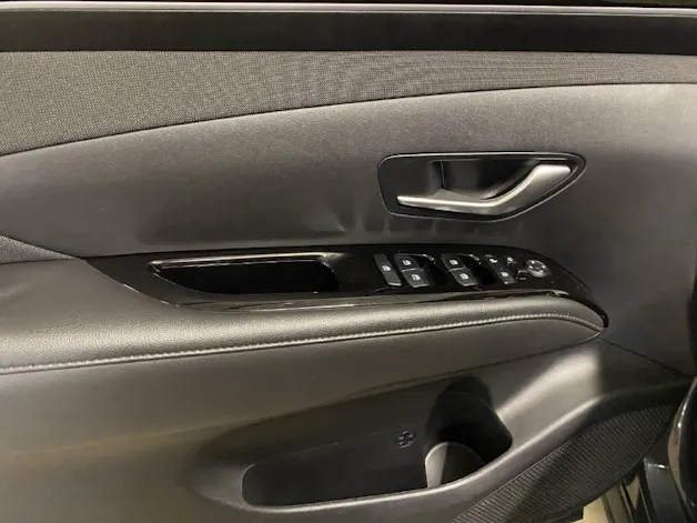 Hyundai Tucson 1.6 T-GDi HEV Amplia 4WD