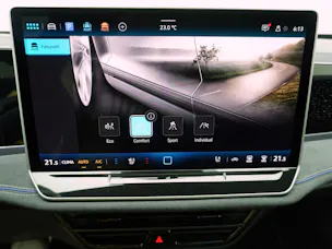VW Passat Variant 2.0 TSI DSG R-Line 4Motion