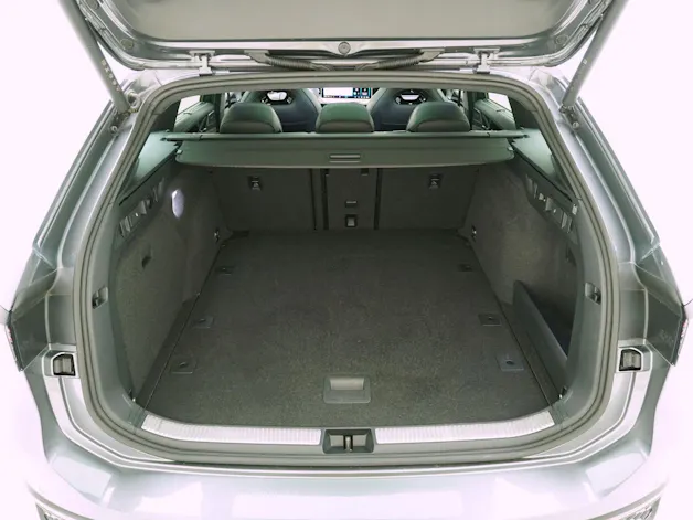 VW Passat Variant 2.0 TSI DSG R-Line 4Motion
