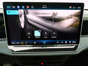 VW Passat Variant 2.0 TSI DSG R-Line 4Motion