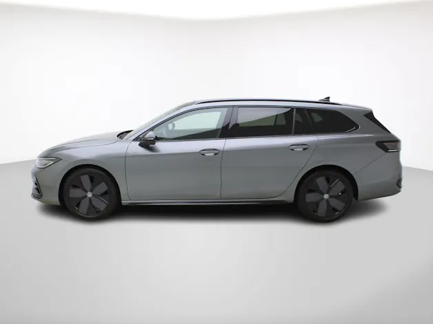 VW Passat Variant 2.0 TSI DSG R-Line 4Motion