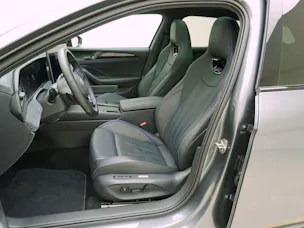 VW Passat Variant 2.0 TSI DSG R-Line 4Motion