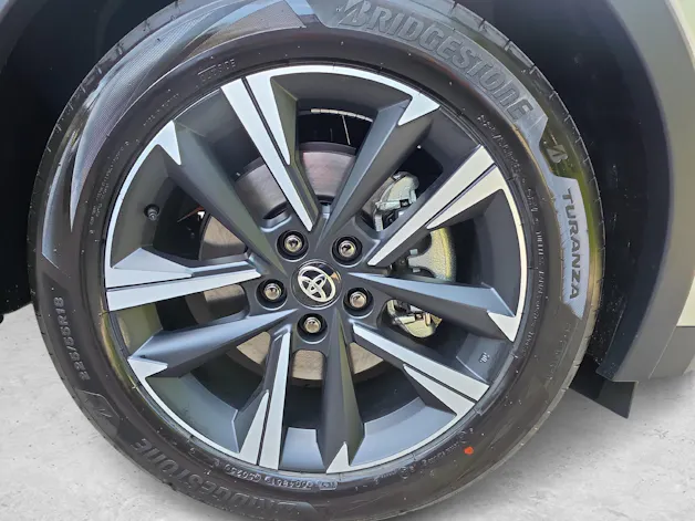 Toyota C-HR 2.0 PHEV Swiss Edition
