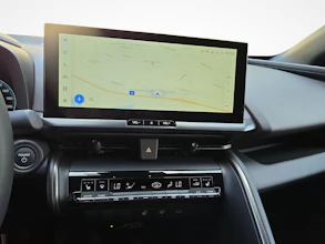 https://vehicle.imgix.net/4418327/d945c9cf-683f-4ea0-98c6-685907ced336.jpg