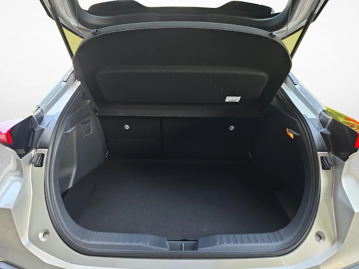 Fahrzeugbild TOYOTA C-HR