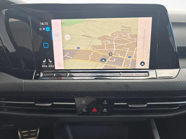 VW Golf VIII 1.5 eTSI R-Line DSG