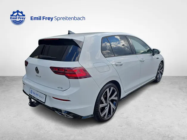VW Golf VIII 1.5 eTSI R-Line DSG