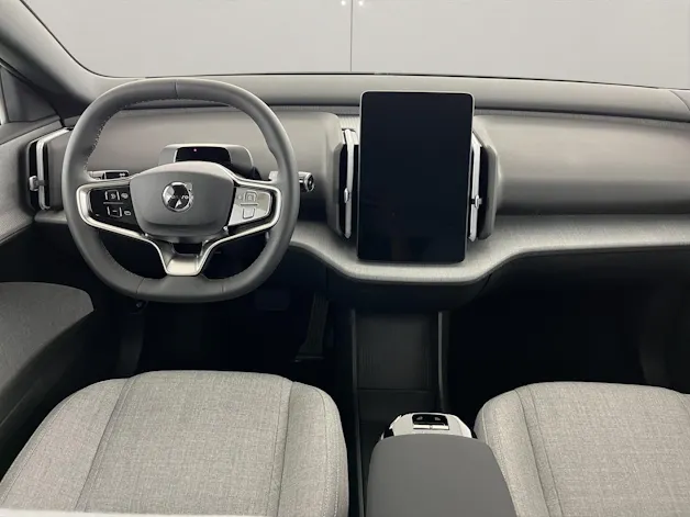 Volvo EX30 P8 AWD