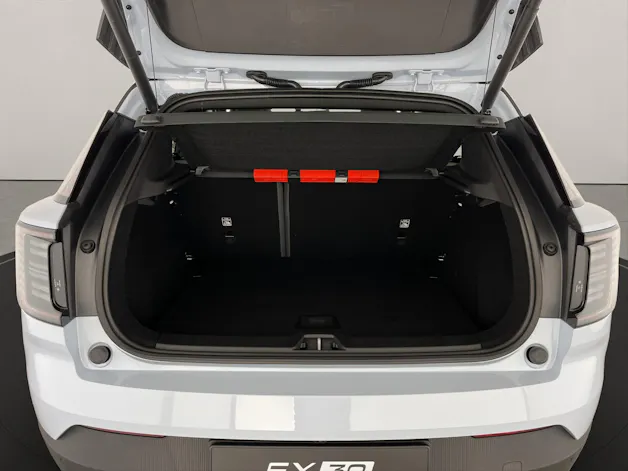 Volvo EX30 P8 AWD
