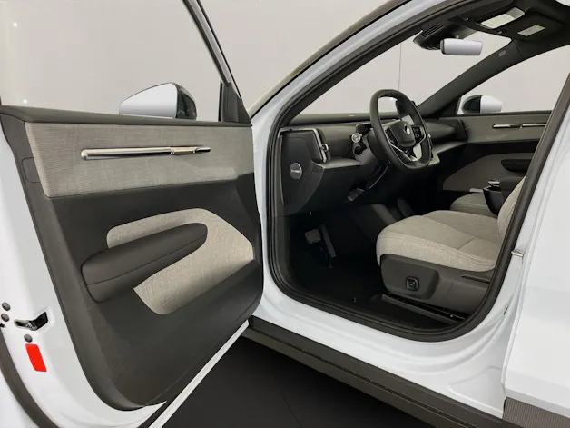 Volvo EX30 P8 AWD