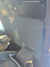 https://vehicle.imgix.net/4418368/85407b2c-51c7-4e4e-b880-5a460e413bda.jpg