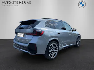 BMW X1 30e xDrive paddles