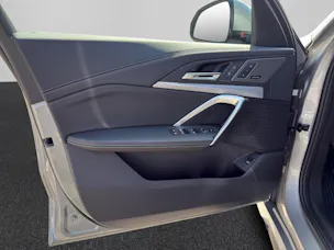 BMW X1 30e xDrive paddles