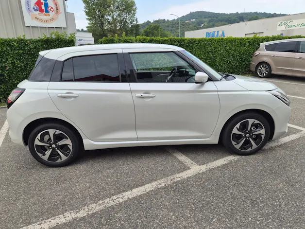 Suzuki Swift 1.2 Compact Top Hybrid